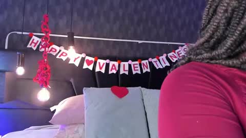 Snapshot of anneth__m chatting on February 14, 7:54 pm Anneth online show from February 14, 7:54 pm