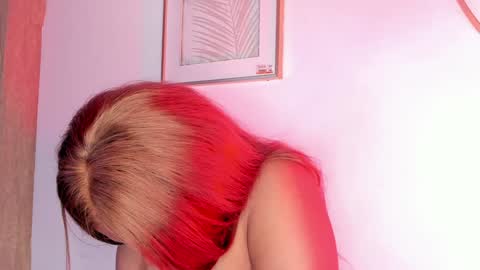 Snapshot of anneth__m chatting on January 16, 10:44 pm Anneth online show from January 16, 10:44 pm