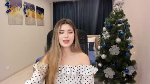 Snapshot of annetli chatting on December 20, 4:09 am annetli online show from December 20, 4:09 am