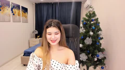 Snapshot of annetli chatting on December 30, 6:42 am annetli online show from December 30, 6:42 am