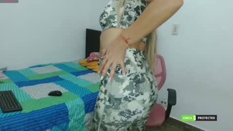 Snapshot of annie_che77y chatting on February 4, 1:34 am annie cherry independent model online show from February 4, 1:34 am
