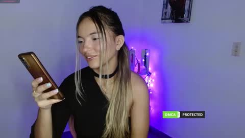 Snapshot of annie_che77y chatting on February 22, 11:57 pm annie cherry independent model online show from February 22, 11:57 pm