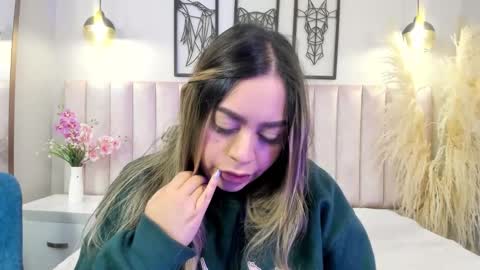 Snapshot of annie_karlsson__ chatting on September 20, 3:20 am online show from September 20, 3:20 am