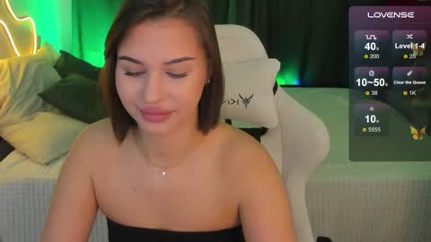 annie_kits online show from December 20, 4:08 am