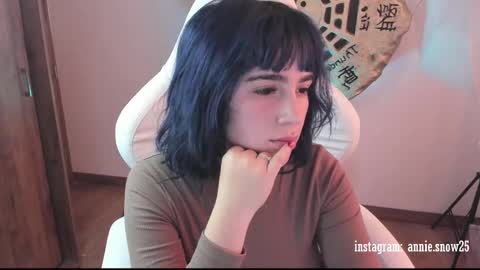 JEANNE no olvides seguirme dont forget follow me  uu online show from February 20, 6:57 pm