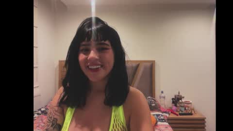 JEANNE no olvides seguirme dont forget follow me  uu online show from October 10, 12:38 am