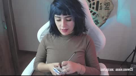 JEANNE no olvides seguirme dont forget follow me  uu online show from February 20, 10:04 pm