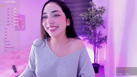 Snapshot of anniebrie chatting on February 28, 9:04 am Cassandra online show from February 28, 9:04 am