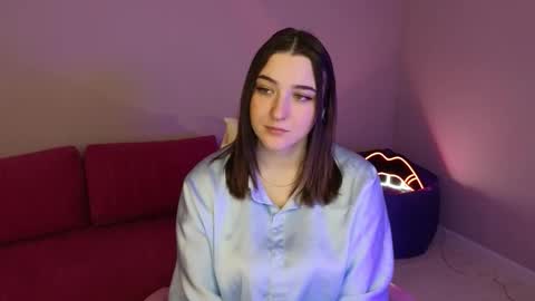 Annie online show from October 14, 1:08 am
