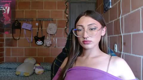 Annie online show from February 11, 6:11 pm