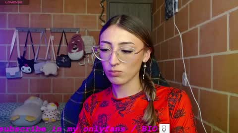 Annie online show from December 9, 5:52 pm