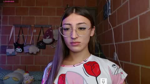 Annie online show from December 21, 12:27 pm