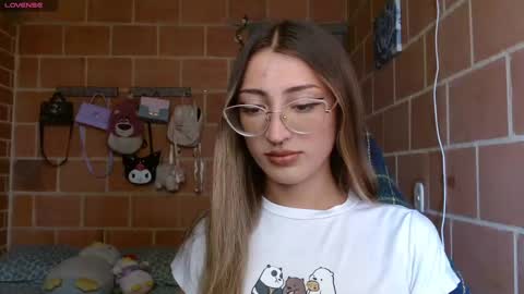 Annie online show from February 17, 5:01 pm