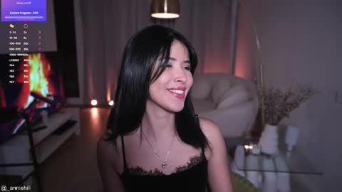 Snapshot of anniehillofficial_ chatting on September 12, 8:44 pm anniehillofficial_ online show from September 12, 8:44 pm