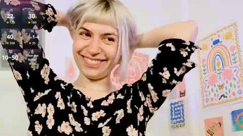 annietinky online show from October 12, 3:59 pm