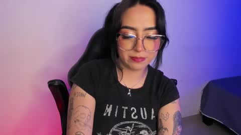 Snapshot of annikamerliahh_ chatting on September 21, 5:00 am Annika online show from September 21, 5:00 am