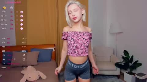 Anne online show from September 19, 7:12 am