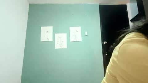 annrousse online show from October 20, 3:11 am