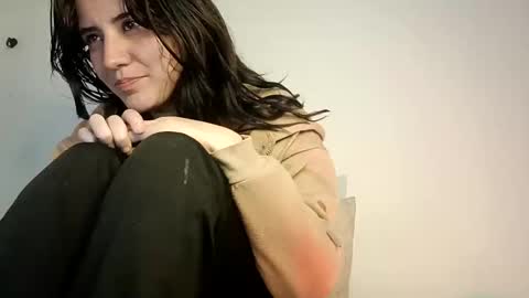 annrousse online show from October 11, 3:11 am