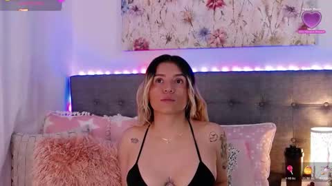 Antonella Lee online show from October 17, 8:24 pm