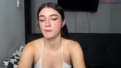 Anny online show from October 6, 2:02 pm