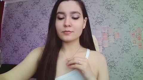 Annie online show from February 18, 8:16 am