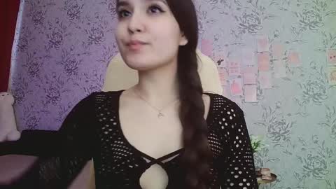 Annie online show from February 28, 1:25 pm