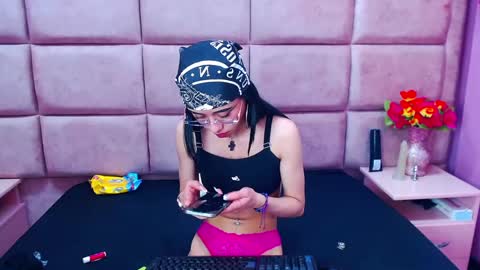 Snapshot of anny_swet chatting on December 20, 12:49 pm Anny online show from December 20, 12:49 pm