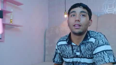 annyeli_bigtits online show from November 15, 7:04 pm