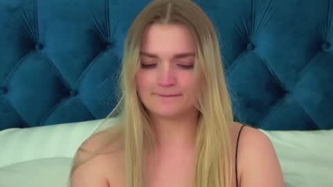 annyraii online show from January 16, 6:17 pm