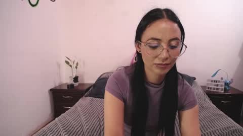 Anny online show from March 3, 11:35 pm