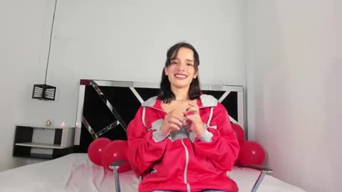 Snapshot of annyrosee chatting on February 18, 8:25 pm Anny online show from February 18, 8:25 pm