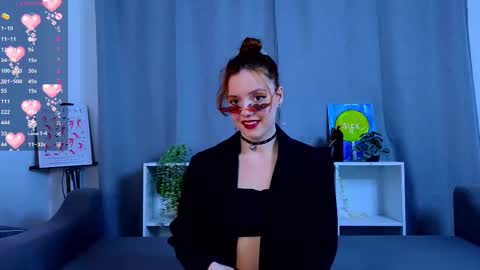 Anny online show from March 10, 9:29 pm