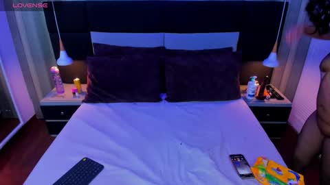 annytovar online show from November 1, 3:49 am