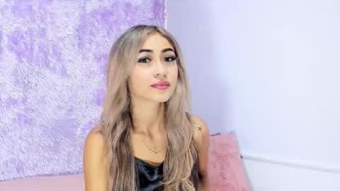 Annyy Ricee28 online show from December 4, 11:43 am