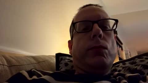 anonymousfrederick76 online show from March 4, 6:54 am