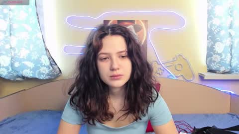 Anora online show from February 4, 9:02 am