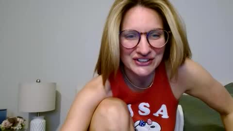 heyitsansley online show from March 14, 1:42 am