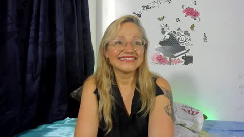 Snapshot of anthonela_mature_ chatting on January 14, 7:21 pm anthonela_mature_ online show from January 14, 7:21 pm