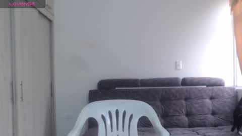 Anthonela Queen online show from December 4, 3:00 pm