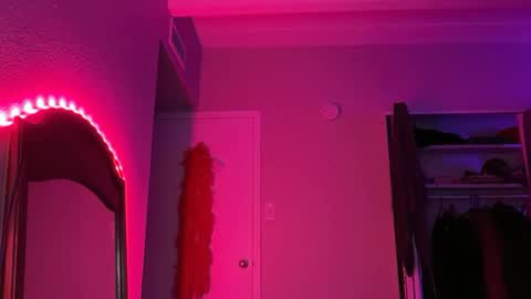 anthonymario86 online show from May 14, 6:33 am
