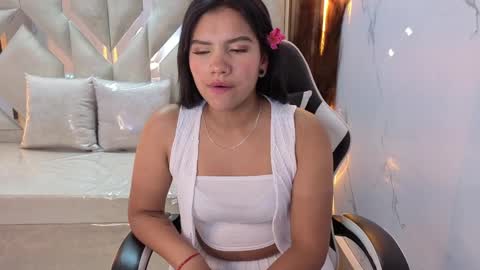 Antonela online show from November 15, 3:02 pm