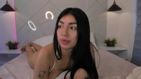 Antonella online show from October 22, 10:22 pm