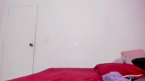 Snapshot of antonella_bonnet_ chatting on February 13, 7:21 pm ANTONELLA online show from February 13, 7:21 pm