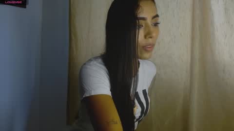 AntonellaAndNoah online show from December 4, 9:40 pm