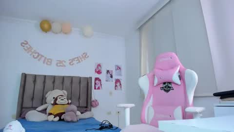 Snapshot of antonellagoddess chatting on March 12, 9:45 pm antonellagoddess online show from March 12, 9:45 pm