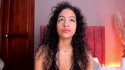 AntonellaHall  online show from November 21, 12:03 pm