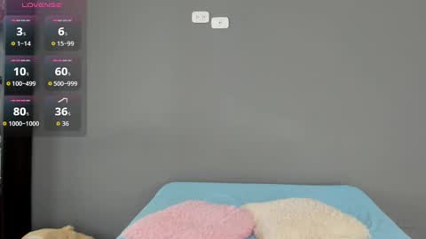 Snapshot of antonellarossii_ chatting on September 17, 1:58 pm Antonella online show from September 17, 1:58 pm