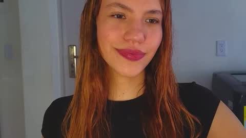 Snapshot of antonellarossii_ chatting on March 3, 1:45 pm Antonella online show from March 3, 1:45 pm