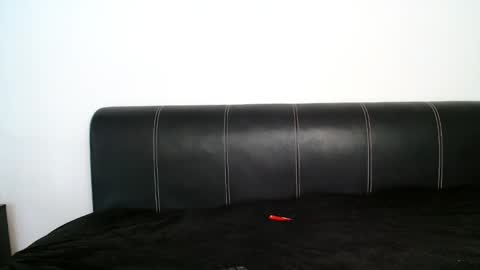 Snapshot of antonia98x chatting on February 27, 2:14 am antonia98x online show from February 27, 2:14 am